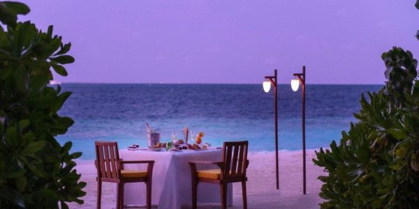 Combi reis Malediven Dubai Radisson Beach Dhawa Ihuru (1)