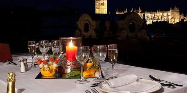 Hotel Inglaterra Sevilla golf vakantie terras eten