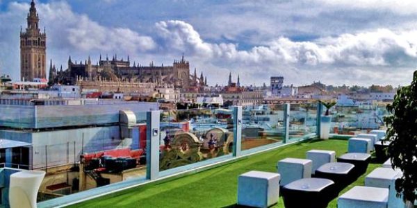 Hotel Inglaterra Sevilla golf vakantie  terras