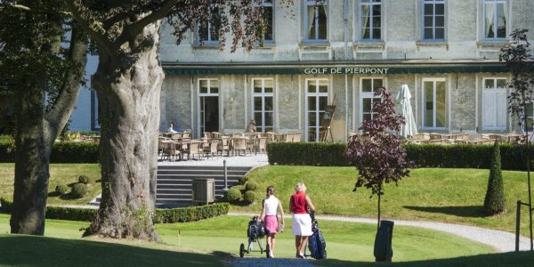 Prises de vue pour le resto Le Green. Resto du golf de Pierpont. Chemin Grand Pierpont 1B-6210