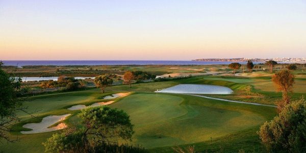 Lagos #13 green Onyria Palmares golf Portugal