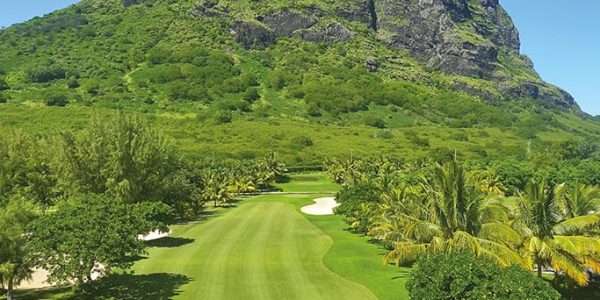 Beachcomber Hotels & Resorts; Mauritius; Île Maurice; Paradis Hotel and Golf Club; 5-star; All-inclusive; Travel; Voyage; Tourism; Tourisme; Holiday; Vacation; Congé; Land sports; Sports terrestres; Sea view; vue sur la mer; Beach view; vue sur la plage; Ocean view; vue sur l'océan; Golf;