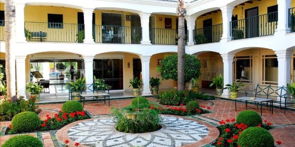 Patio (+)