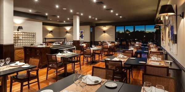 RESTAURANT 2