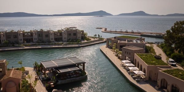 The W Costa Navarino 7