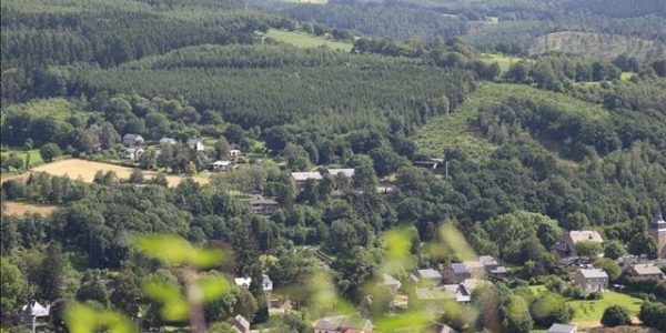 Uitzicht op Marcourt vanaf St. Thibaut