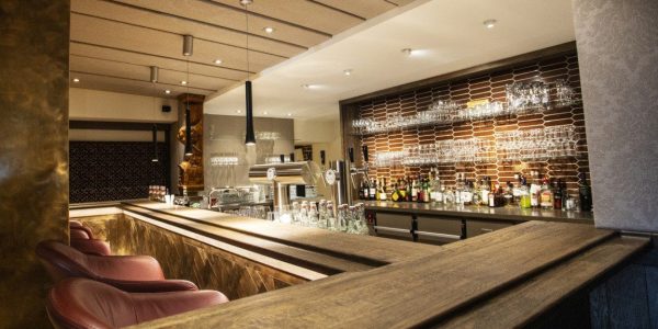 bar-restaurant-schmallenberg-jagdhaus-min