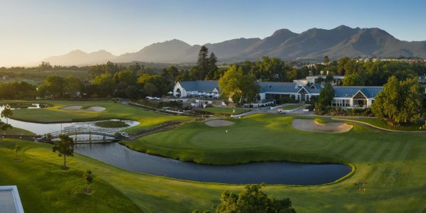 clubhouse Fancourt outeniqua Golfarrangementje golf reis zuid afrika