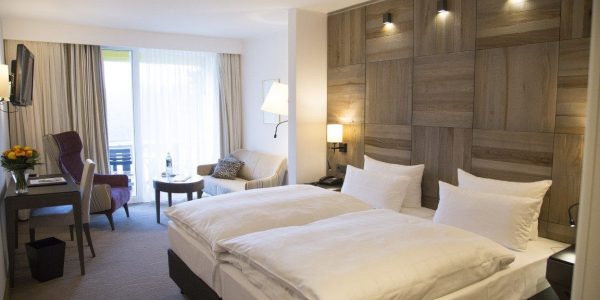 doppelzimmer-comfort-mit-balkon hotel jagdhaus Wiese