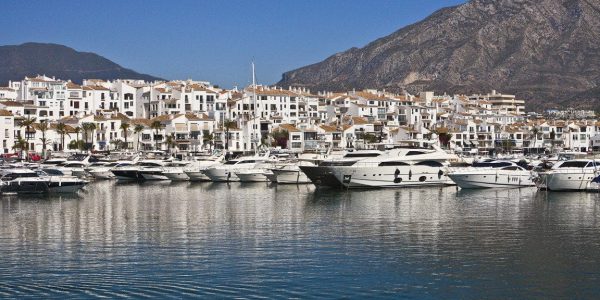 MeliaBanus-ZonePuertoBanus