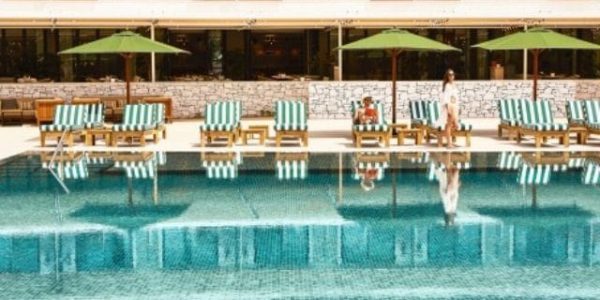 hotel-camiral-wellness-pool-05-hotelbalconypool2-166