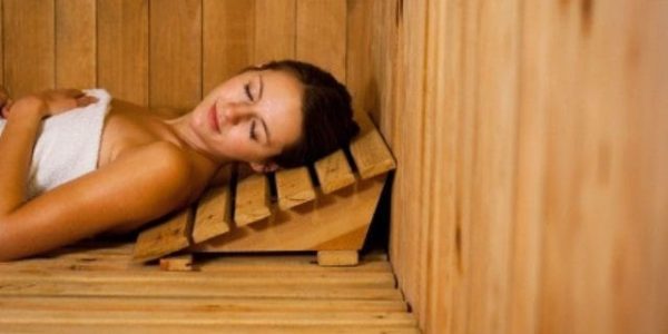 hotel-camiral-wellness-wellnessarea-herbalsteamroomshutterstock-91838132