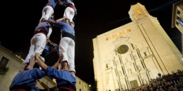 resort-facilities-area-activities-area-activities-girona-old-town-1-