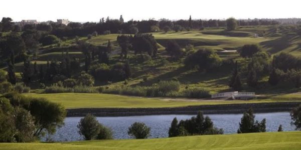 yasmine_golf_club2